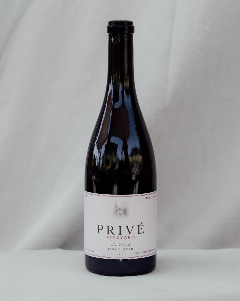Le Nord Pinot Noir bottle